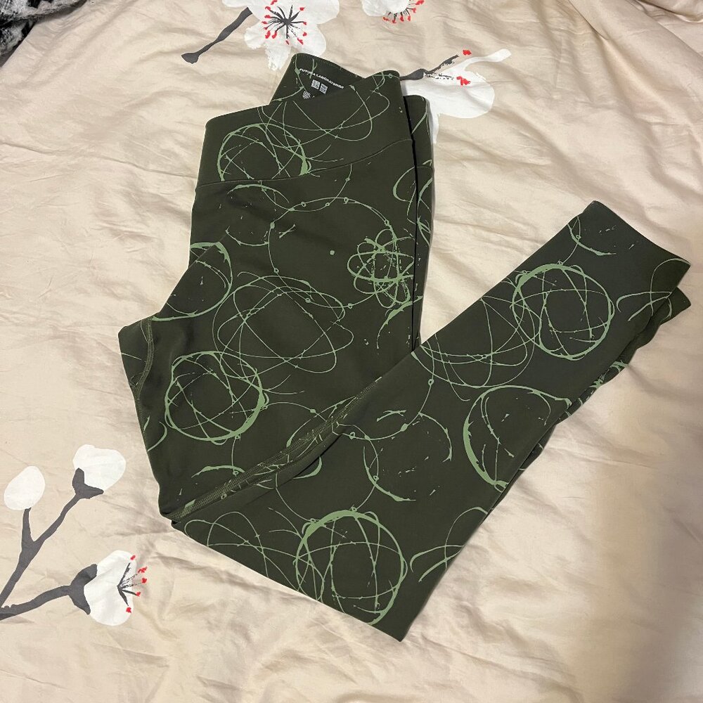 Futura Laboratories and Uniqlo leggings, size XL, dark green
